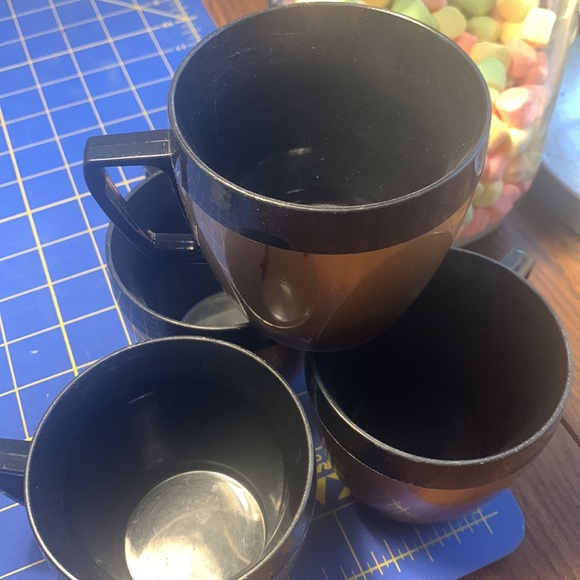 Thermo Serv MCM coffee cups set of 4 - Picture 2 of 6